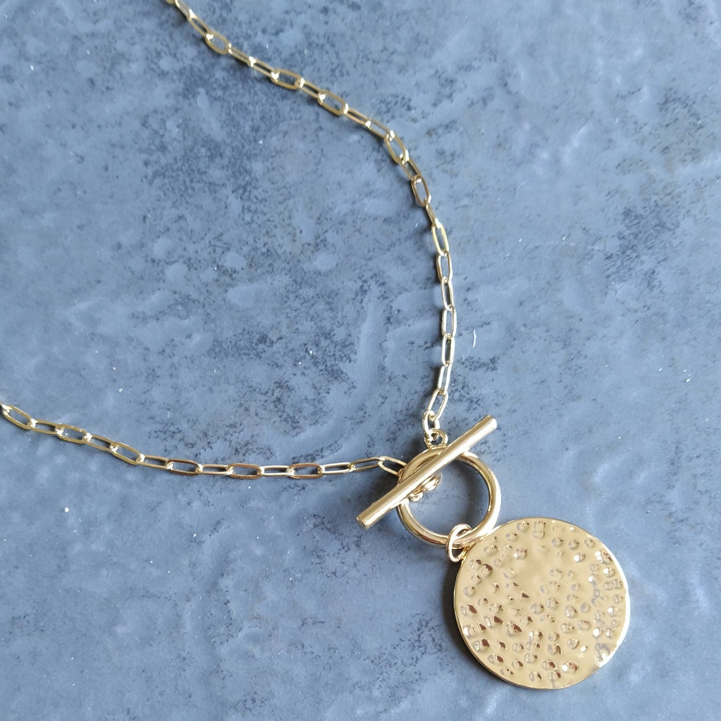 Catherine necklace (Available in silver or gold tone)