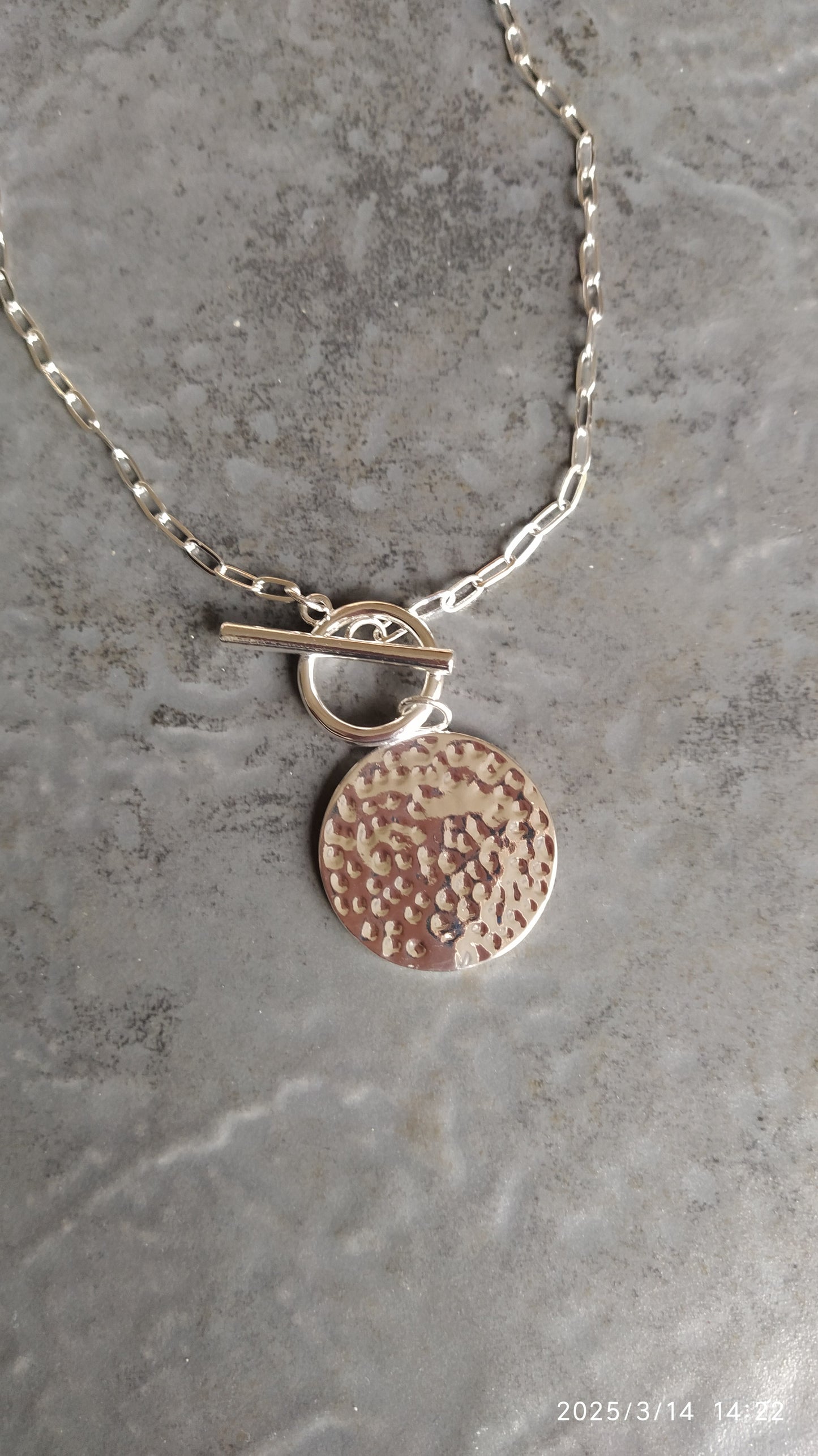 Catherine necklace (Available in silver or gold tone)