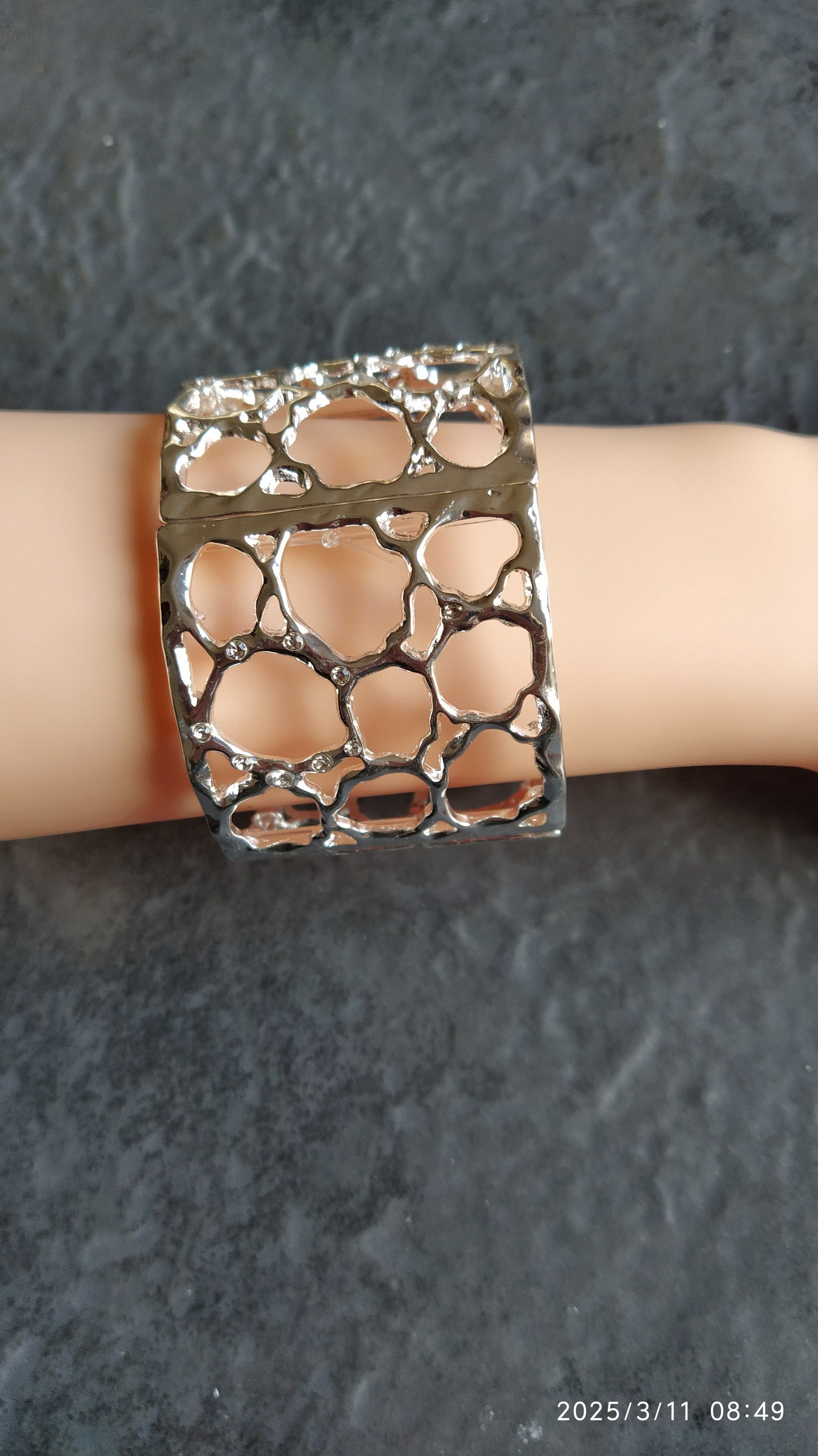 Abstract cuff (Available in silver or gold tone)